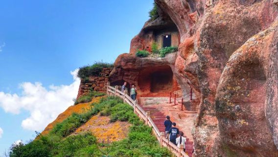 Lawatan Sehari ke Gua Xumishan + Taman Geologi Negara Huoshizhai