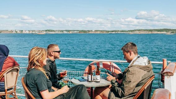 Gothenburg: Archipelago Cruise with Guide
