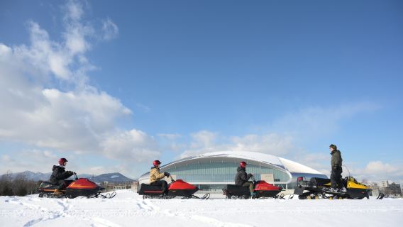 Premist Dome, Sapporo, Hokkaido | Sneeuwscooterervaring