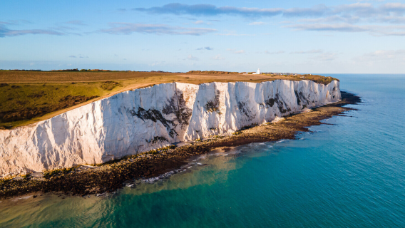 Leeds Castle + White Cliffs of Dover + Canterbury Cathedral + Dover Castle one-day tour