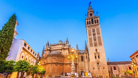 Seville Cathedral & La Giralda: Entry Ticket + Guided Tour