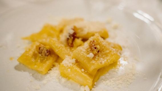 ทัวร์ชิมอาหารในโรม: Trastevere Aperitivo อาหารค่ำไวน์และพาสต้า