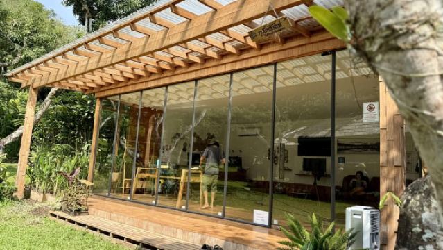 チェンマイ半日ツアー：リバーチュービングと滝滑り