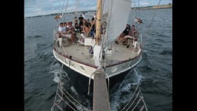 Newport: Day Sail on Narragansett Bay aboard Aquidneck