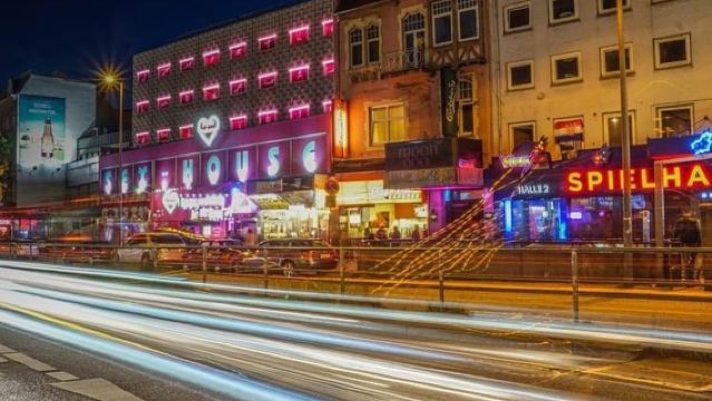 Hamburg: Privé St. Pauli Nachttour met Musical Dancer