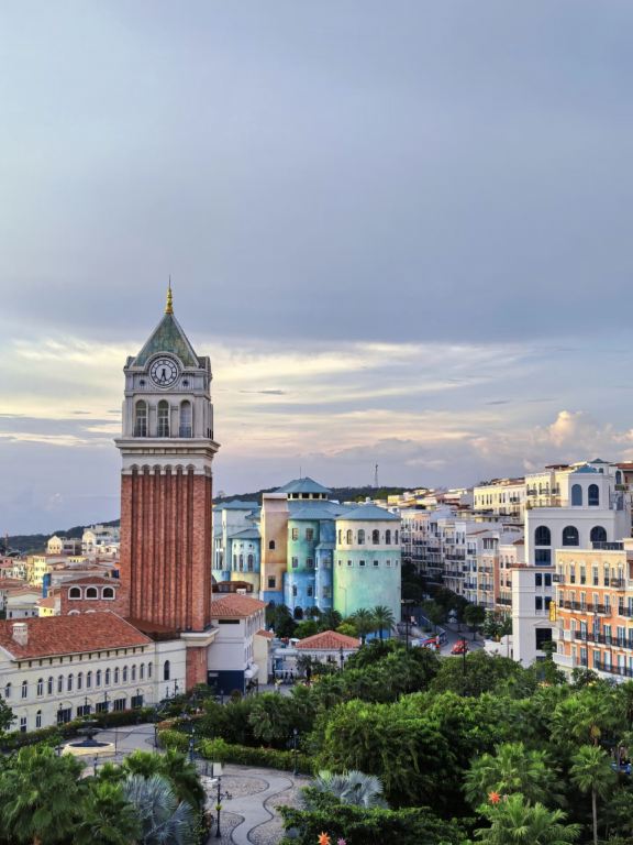 越南富國島：地中海小鎮+護國寺&南島一日遊|中文包車|可客製化
