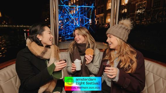Amsterdam: Light Festival Cruise + Unlimited Drinks & Snack