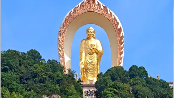 Private guided tour service for attractions in Jiujiang city