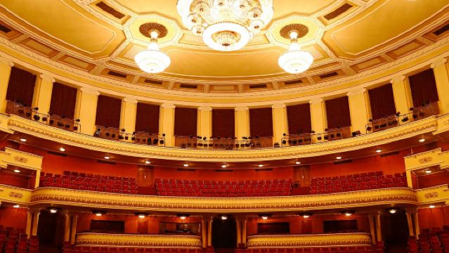 캐스케이드 콤플렉스+성 그레고리 선지자 대성당+아르메니아 오페라 극장+아르메니아 국립미술관