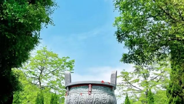 1-day private charter tour to Dinghu Mountain, ancient city wall and Song Dynasty tower in Zhaoqing, Guangdong, China