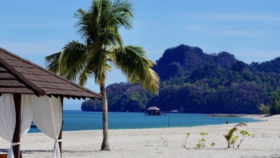 Kuala Lumpur-Melaka-Ipoh-Pulau Pinang-Langkawi & sewaan peribadi tersuai/pemandu pelancong/penerangan berpandu/pemandu pelancong tempatan