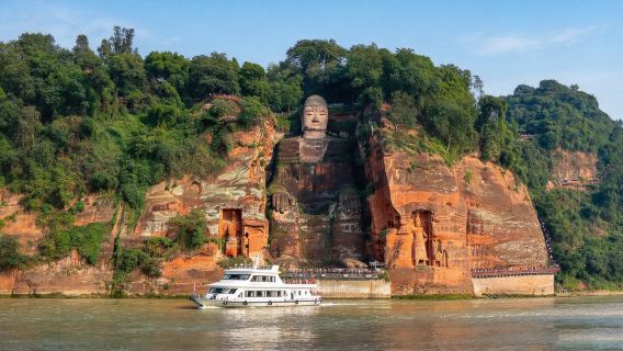 คณะ 8 คน·ออกเดินทางช่วงบ่าย ราคาเดียวรวมทุกอย่าง | ขึ้นเขาพระใหญ่เล่อซาน+ล่องเรือ·รับส่งในเขตวงแหวนที่ 3·แถมช่วงพักเบรค