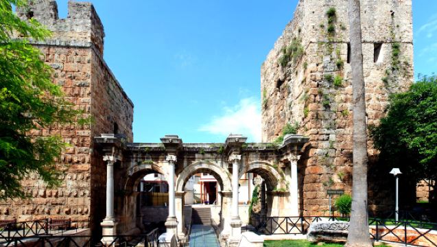 ทัวร์ 1 วันเหมารถโรงละครโบราณแอสเพนดอส จังหวัดอันตัลยา ตุรกี