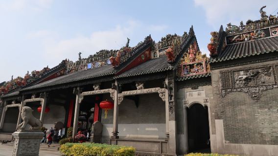 ทัวร์ครึ่งวันพร้อมไกด์ภาษาจีนที่ศาลเจ้าเฉินในกว่างโจว (สำรวจคลังสมบัติสถาปัตยกรรมหลิงหนาน)