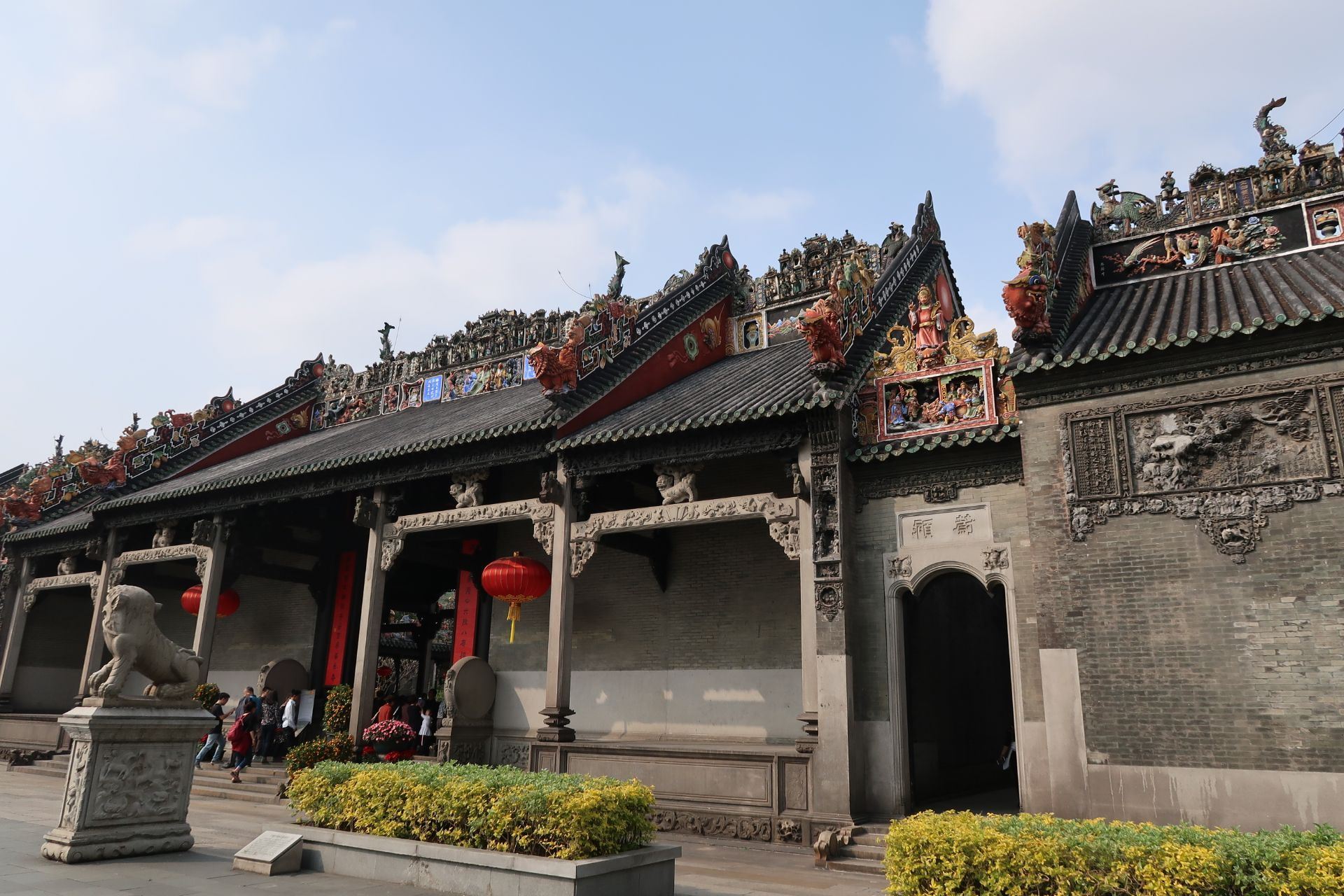 ทัวร์ครึ่งวันพร้อมไกด์ภาษาจีนที่ศาลเจ้าเฉินในกว่างโจว (สำรวจคลังสมบัติสถาปัตยกรรมหลิงหนาน)