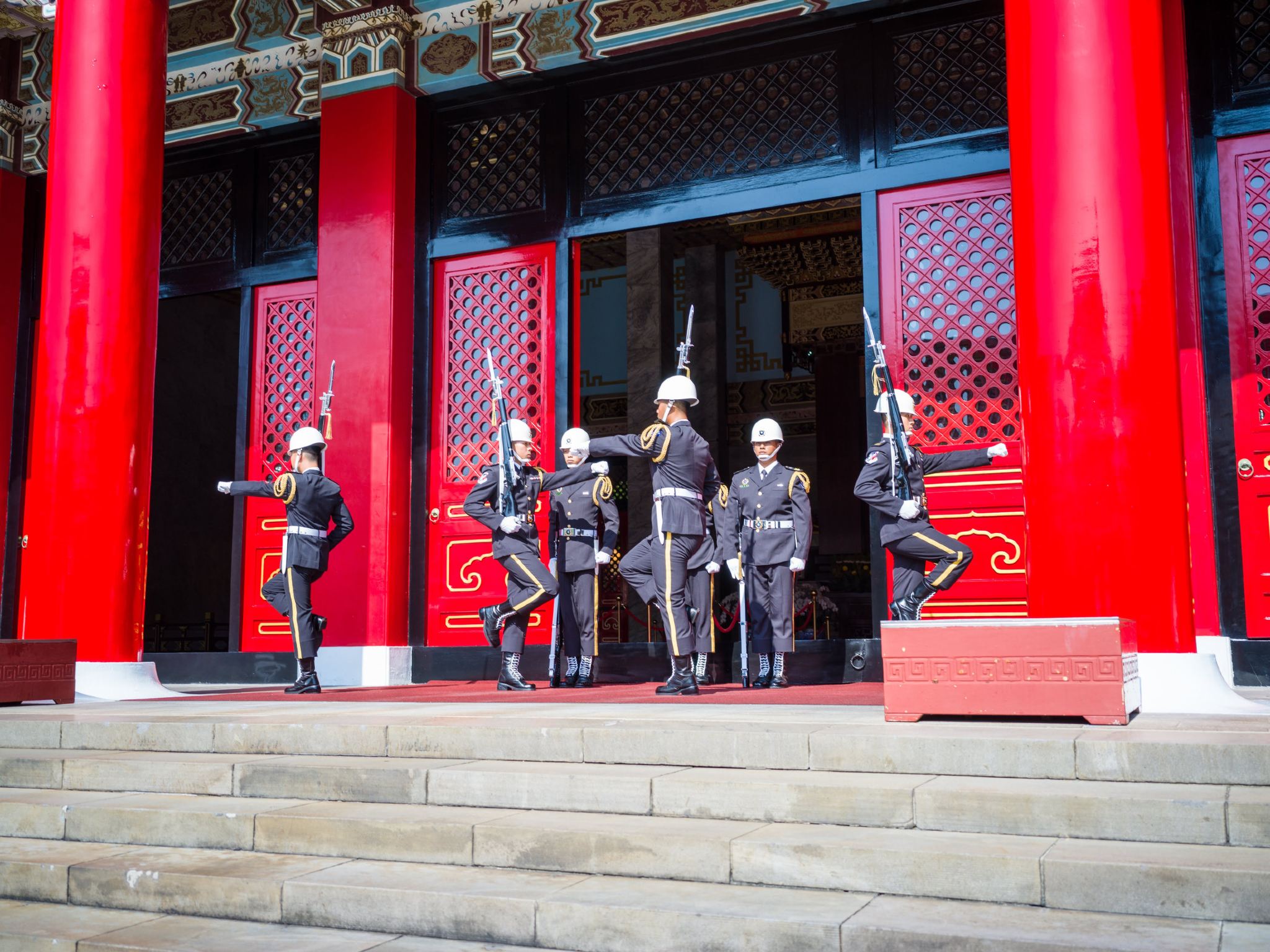 台北市内の定番名所をまわる半日観光ツアー（午前発）