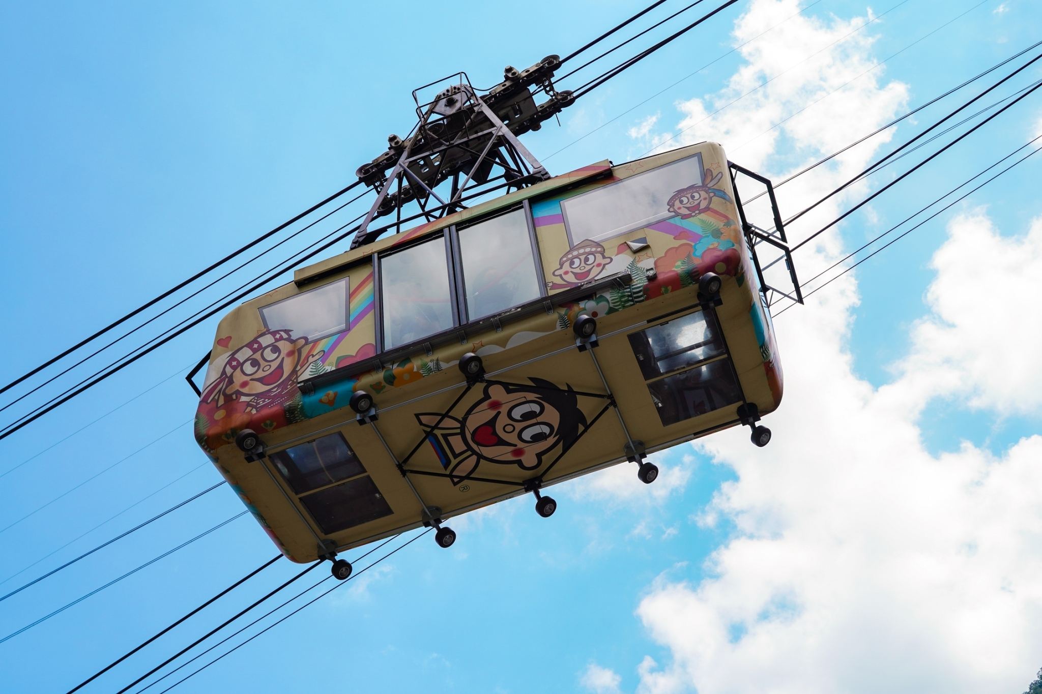 운선 파크 + 우라이 관광 열차 + 우라이 폭포 + 우라이 옛길 전세 버스 투어 [타이베이 출발]