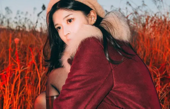 渭南Trip Moments【約拍跟拍婚拍街拍抓拍航拍攝影攝像/多語言翻譯/動作指導】