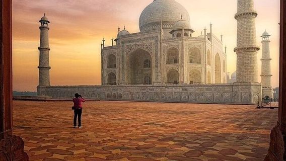 Agra