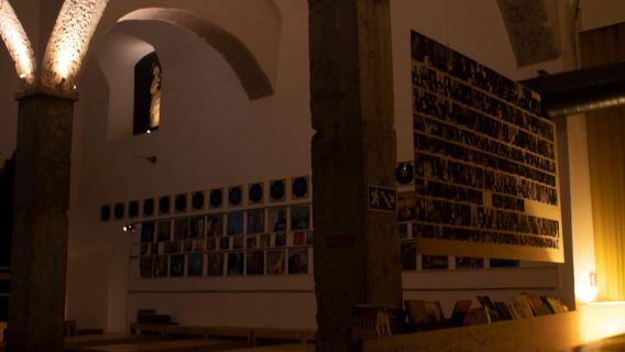 Lisbon: Malam Fado dengan Makan Malam dan Pertunjukan Langsung