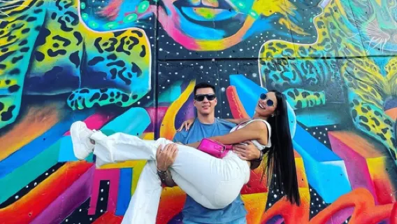 Medellín: tour della Comuna 13 con snack e guida locale