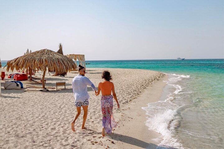 Discover Paradise Island Adventure