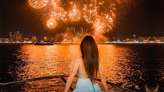 布吉皇帝島帆船出海【2026七加自營·狂想曲號跨年狂歡盛典 芭東海岸煙花夜景巡航】