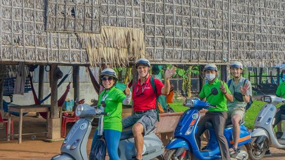 Siem Reap: Countryside Vespa Tour