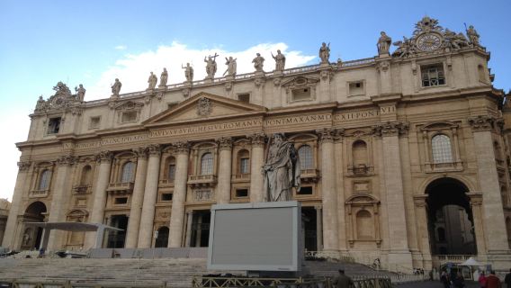 瑞士蘇黎世三大教堂+蘇黎世湖+玉特利山+瑞士蓮巧克力之家博物館