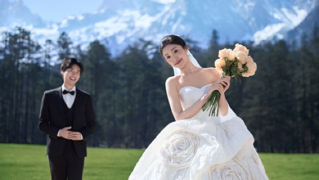 麗江Trip Moments【婚紗照攝影/服裝任選/底片全送/住宿包郵/旅拍結婚照影像/百花谷】