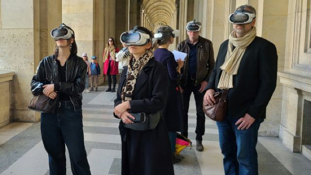 Museum Louvre: Pengalaman VR Terpandu