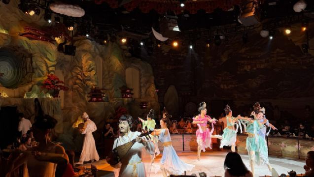 Shanghai Xu Yan · Xu Dunhuang (North Bund) | Tak Perlu ke Gansu! Nikmati Pesta Istana Dunhuang yang Menembus Ribuan Tahun di Kota Ajaib