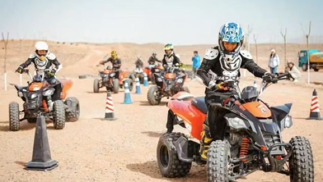 Penerokaan ATV Ekstrem Gurun Tengger