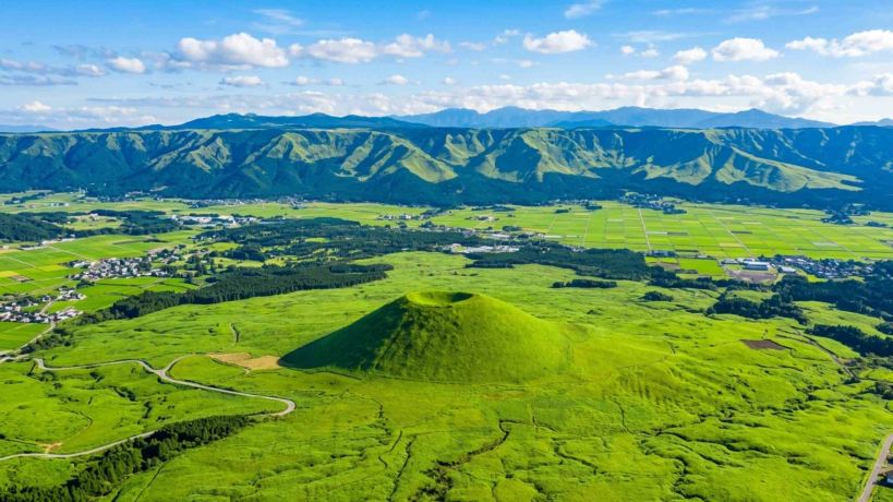 Mount Aso & Takachiho Day Tour
