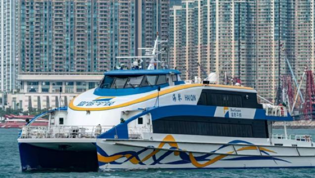 香港(上環)港澳碼頭 / 香港(尖沙咀)中港城碼頭 -- 珠海九洲港碼頭丨單程/來回船票 市區快速直達 可選班次