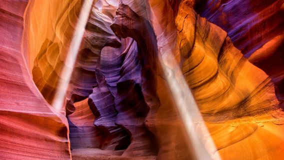 Las Vegas|Antelope Canyon Bawah + Horseshoe Bend [Termasuk helikopter Horseshoe Bend + tiket masuk Antelope Canyon]