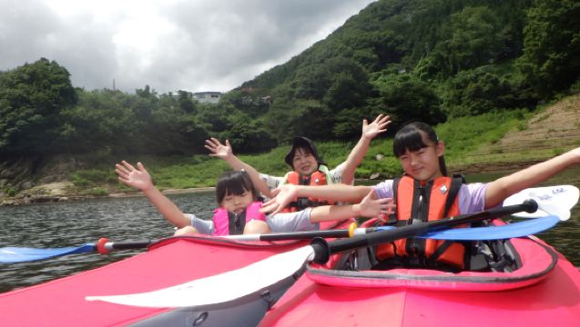 群馬　群馬の草木湖でカヌー・カヤックツアー（南のカヌー屋さん）