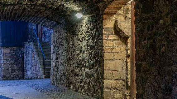 Edinburgh: Dark Secrets of the Old Town Ghost Walking Tour