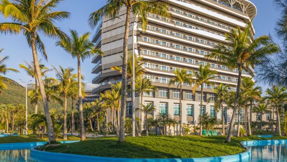 Landkreis Yilan: Kaitou Plaza Hotel (Kinder) mit Verpflegung, Außen-Salzwasserpool, Indoor-Spielbereich und öffentlichem Onsen (Nacktbaden) (kein Aufpreis an Feiertagen)