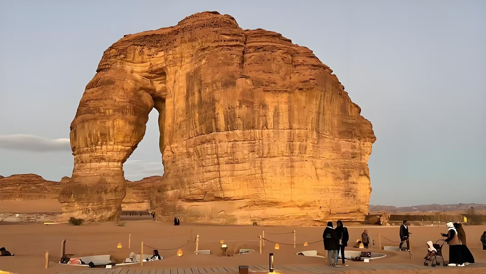 沙烏地阿拉伯埃爾奧拉大象岩+馬拉亞音樂廳+埃爾奧拉古城遺址