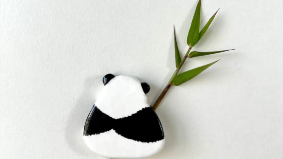 Esperienza di ceramica del patrimonio culturale immateriale di Chengdu: magneti da frigorifero dipinti fai da te presso la Yonglian Pottery Culture Experience Hall