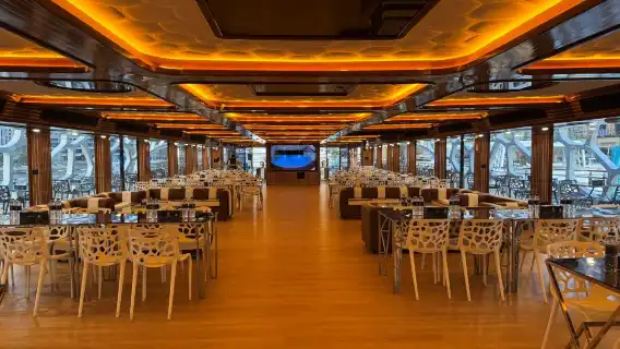 迪拜碼頭蓮花皇家晚餐巡航 - Royale Lotus Mega Yacht - Dinner Cruise