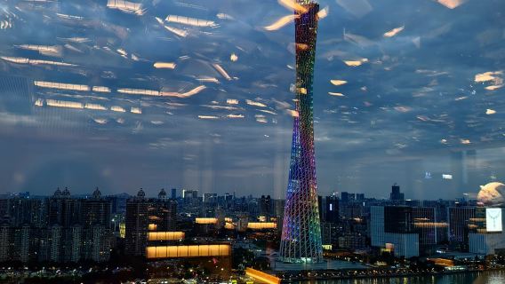 guida professionale di lingua inglese in tutta Guangzhou, Guangdong |guida locale|Compagno di shopping| visita guidata in loco |Servizi di traduzione per fiere e congressi (francese-russo-italiano)