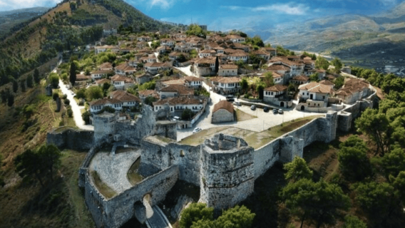 Excursion d'une journée à Apollonia et Berat au départ de Tirana