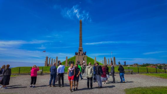 Haugesund: Guided Scenic Minibus tour of Haugesund