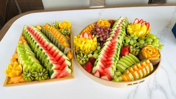 Dubai: tour in yacht di lusso con opzione barbecue dal vivo e bevande