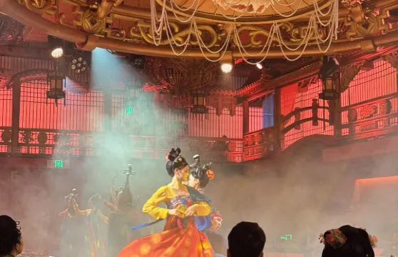 福建-福州御宴｜一襲華裳赴宴，秒穿盛世長安，沉浸式體驗宮廷盛宴  精品美食+宮宴樂舞+可選服裝&妝造體驗