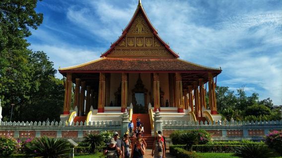 Einblicke in Laos|Tagesausflug zum Wat Ho Phra Keo und Nationalmuseum in Vientiane