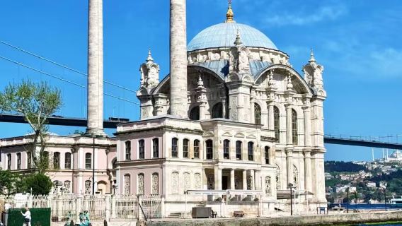 Perkhidmatan Pengangkutan Pintu ke Pintu Hotel Lapangan Terbang Istanbul, Turki / Sewaan Peribadi Bahasa Cina Tersuai