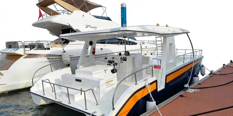 【福州平潭遊艇租賃】平潭 35尺飛橋遊艇包船出海~贈送水果飲品